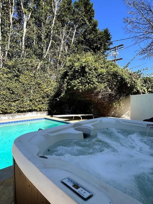 Stylish Mediterranean Villa, Pool, Jacuzzi, Hollywood & Malibu Bliss Los Angeles Luaran gambar